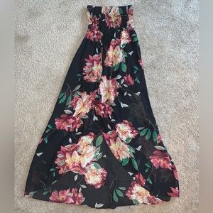 WINDSOR BLACK FLORAL DRESS , SIZE SMALL